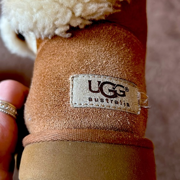 UGG Sheepskin Lined Boots - Chestnut - Picture 3 of 5